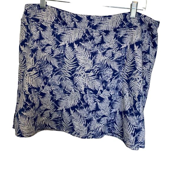 Tranquility by CO Clothing skort size Large blue and white - Picture 1 of 6
